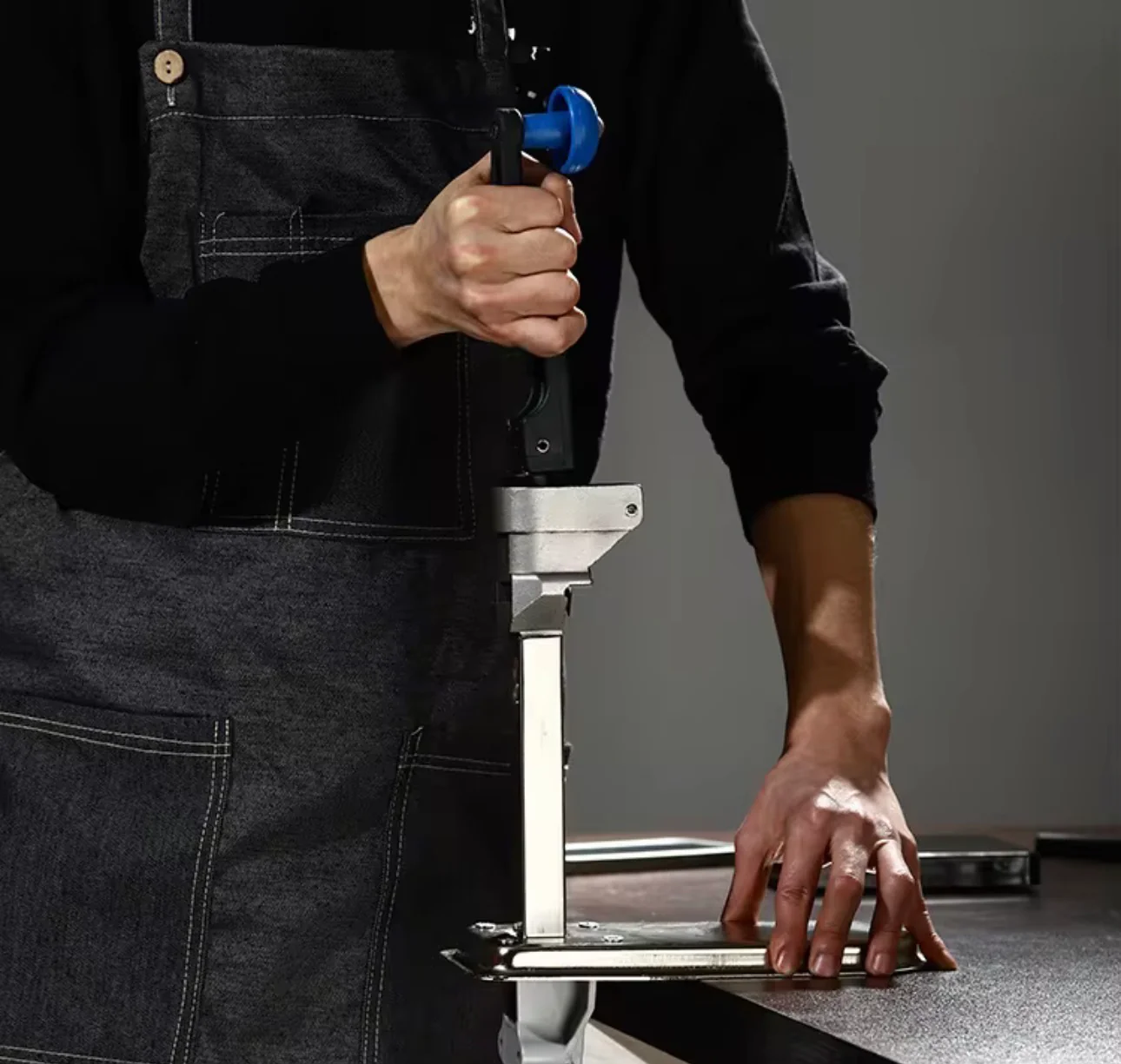 Commercial Kitchen Bench Mounted Can Opener - Image 4