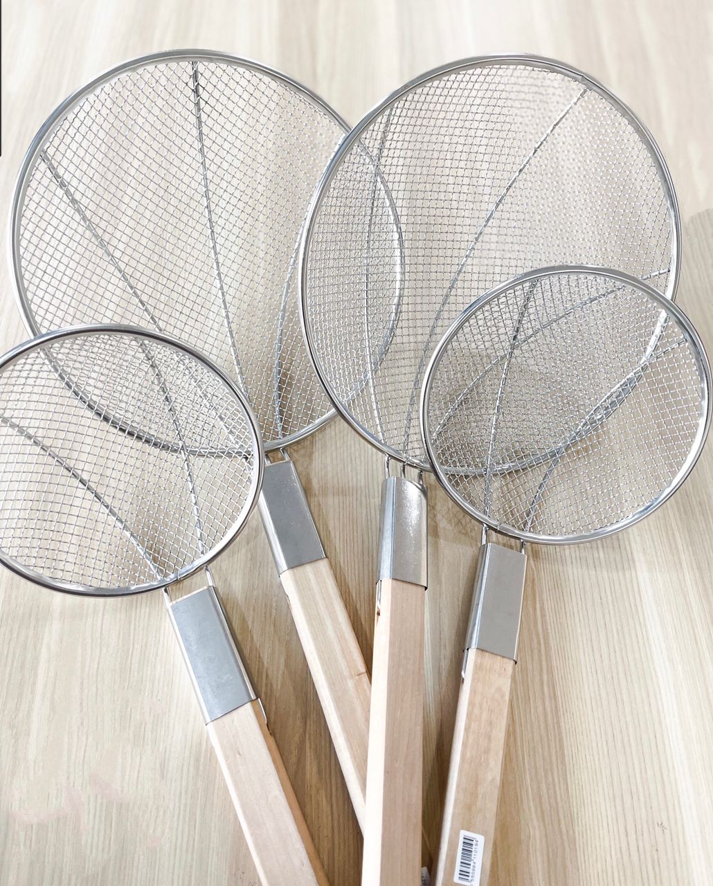 Stainless Steel Wire mesh Strainer with Wooden Handle - Image 3